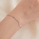 Henkilökohtainen Angel Wing säädettävä rannekoru Birthstone Memorial Sympathy lahja perheen ystävä