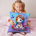Housse de Coussin Personnalisée avec Nom et Bébé Licorne Style Arc-en-Ciel Papillons Fleurs Cadeau Anniversaire pour Enfant Amoureux de Licorne