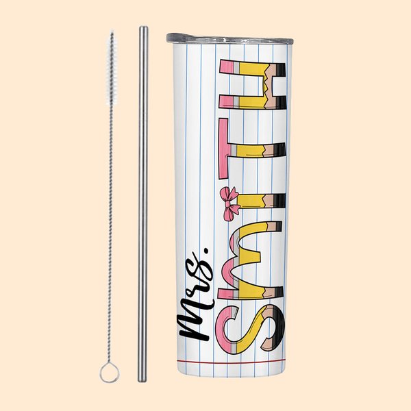 Personalizzato con lettere ispirate a una matita e nome da 20 once, tumbler con cannuccia e spazzola per la pulizia Regalo di apprezzamento per l'inse
