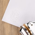 Gepersonaliseerde Gothic Monogram Boek Hand Held Embosser Envelop Bibliotheek Stempel met initiaal en tekst Verjaardagscadeau voor boekenwurm Gothic Lover