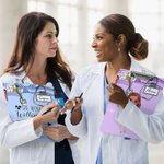 Personalisierte arbeitet bereitwillig mit Händen hängenden Low-Profile-Zwischenablage mit Namen Graduierung Anerkennung Geschenk für Krankenschwester 