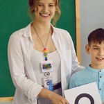 Personalisierte Glitter Acryl Perlen Quaste einziehbare Lanyard mit Namen zurück zu Schule Wertschätzung Graduierung Geschenk für Lehrer Administrator