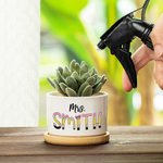 Gepersonaliseerde Leuke Potlood-geïnspireerde Letters Keramische Succulent Plant Pot met Naam en Bamboe Basis Terug naar School Waardering Gift voor L