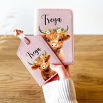 Personliga blommor Highland Cow läder passhållare bagagetagg set med namn resetillbehör födelsedagspresent för Highland Cow älskare