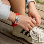 Bracelet d'Alerte Médicale en Silicone Personnalisé avec Étiquette d'Identification en Acier Inoxydable Bracelet Réglable Cadeau pour Homme Femme