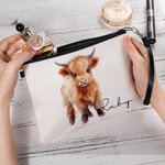 Personifierad Floral Highland Cow Linne Handledsväska Makeup Bag med namn Födelsedagspresent för kvinnor Highland Cow Lovers