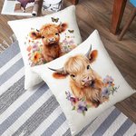 Personalisierte florale Hochlandkuh Wurfkissen Abdeckung mit Namen Home Dekoration Housewarming Geburtstag Geschenk für Hochlandkuh-Liebhaber