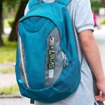 Personalisierter Leder Schlüsselanhänger mit Namen-Stickerei Gepäck Rucksack Namensschild Urlaub Reisezubehör Geburtstag Geschenk für Familie Freunde