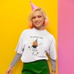 Gepersonaliseerd Cartoon Avatar Foto Overwinning Gebaar Verjaardag Squad T-shirt Sweatshirt met Tekst Grappig Feest Cadeau voor Familie Vriendin