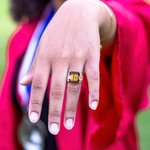 Gepersonaliseerde High School College Klasse Ring met geboortesteen en gegraveerde tekst Afstuderen Verjaardag Gift voor afgestudeerden