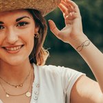 Personlig, vanntett, giftfri, uendelig symbolnavn sett med 3 midlertidige tatoveringer med fugler Party Favor Party Favor Jubileumsgave til familie og venner