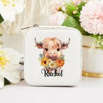 Personlig födelseblomma Highland Cow Bärbart smyckeskrin i läder med namn Födelsedagspresent för kvinnor Highland Cow Lovers