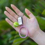 Porte-Clés Personnalisé avec Gravure Accessoire Mini Raquette et Balle de Tennis Mignionne Cadeau Anniversaire pour Homme Amateur de Tennis
