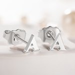 Orecchini personalizzati minimalisti con iniziale super minuscola Regalo di compleanno e anniversario per donne e uomini