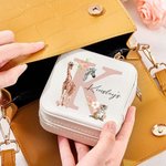 Spersonalizowana żyrafa Tygrys Zebra Zwierzęta z dżungli Skórzane podróżne pudełko na biżuterię z kwiatowym inicjałem i imieniem Prezent urodzinowy dla kobiet i dziewcząt