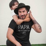 Maglietta personalizzata Daddy Established 100% cotone con 1-8 nomi di bambini e date Regalo di compleanno per la festa del papà per il nonno
