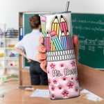 Personalisierte 3D-Effekt rosa Sterne Federtasche Design 20oz Skinny Becher mit Deckel und Stroh zurück zu Schule Anerkennung Geschenk für Lehrer Stud