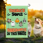 Gepersonaliseerde There's some Horrors in This House Halloween Pet Garden Flag met 1-7 Hond Kat Portret en Namen Yard Decor Halloween Gift voor Famili