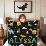 Coperta personalizzata a tema dinosauri con nome, regalo di compleanno, baby shower e ritorno a scuola per bambini.