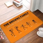 Personalisierte Multicolor 2 - 8 Skelette Design Anti-Rutsch-Fußmatte mit Namen und Text Halloween Home Decor Geschenk für Familie
