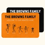 Personalisierte Multicolor 2 - 8 Skelette Design Anti-Rutsch-Fußmatte mit Namen und Text Halloween Home Decor Geschenk für Familie