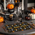 Spersonalizowane dynie duchy Happy Halloween Zestaw 4 podkładek 12x18 cali z imieniem i nazwiskiem Dekoracje kuchenne Cukierek albo psikus Prezent na imprezę dla rodziny
