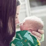 Personalisierte niedlichen Dinosaurier weichen Swaddle Decke und Knoten Hut Set mit Namen Geburtstag Baby Dusche Geschenk für Neugeborene Baby Boy