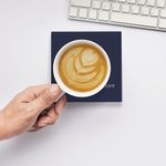 Personlig Hanukkah-dekor Halkfritt absorberande keramiskt underlägg med namn och text Uppsättning om 2 Hanukkah judisk present till familjen