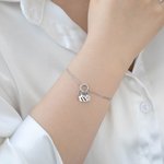 Personalised Dainty 1-5 Paw Print Charm Twisted Circle Bracelet with Initial Dog Cat Mom Jewellery Birthday Memorial Gift for Women