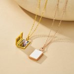 Personligt minimalistiskt vintagehalsband emaljerad bokformad liten box perfekt födelsedags eller jubileumspresent för kvinnor