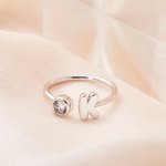 Personalizado lindo 3D Burbuja Letra Birthstone Anillo Ajustable Dainty Joyería Cumpleaños Aniversario Regalo para Mujeres Niñas