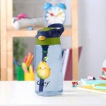 Gepersonaliseerde Leuke Cartoon Verjaardag Fruit Naam Waterfles met Rietje en Morsbestendig Deksel Verjaardag terug naar school Gift voor kinderen