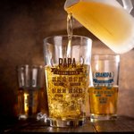Personalisierter „WE LOVE PAPA Beary Much“ Bierkrug Bierglas mit 1-9 Babybären und Namen Geburtstag Vatertag Geschenk für Papa Opa