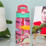 Gepersonaliseerde Leuke Cartoon Dinosaurus 17oz Naam Waterfles met Rietje en Morsvrij Deksel Terug naar School Verjaardagscadeau voor Jongens Meisjes