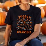 Spersonalizowana koszulka z kokardą Spooky Bat Family z 1-10 imionami i nazwiskami, dostępna w wielu kolorach Halloween Holiday Party Prezent dla mamy i babci