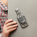 Gepersonaliseerde fles-vormige magneet flesopener met tekst bruiloft partij vaderdag cadeau voor mannen