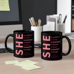 Spersonalizowany kubek do kawy Self Care She Is Motivational 11oz Black Ceramic z imieniem i inspirującymi cytatami Zachęta Afirmacja Prezent dla kobiet