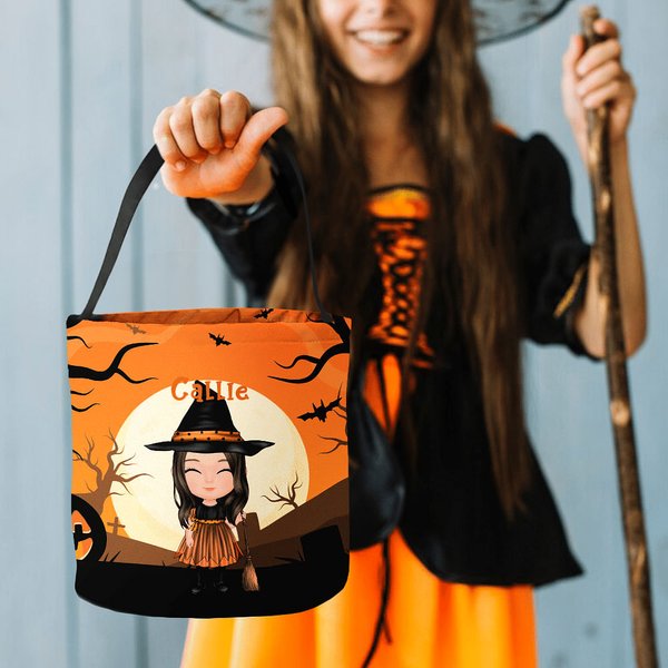 Panier à Bonbons Personnalisé avec Nom Dessin de Sorcière Vampire Seau de Bonbons à la Nuit d'Horreur Cadeau d'Halloween pour les Enfants