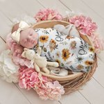 Personalised Sunflower Baby Girl Boy Soft Swaddle Blanket with Name Nursery Room Decor Birthday Baby Shower Gift for Newborns