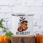Taza esmaltada personalizada con nombre e inicial en forma de calabaza, murciélago y tela de araña de 11oz.