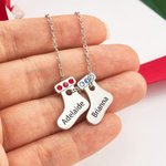 Collana con ciondolo a forma di calza natalizia personalizzata con nome inciso e pietra di nascita Regalo di Natale e compleanno per le donne