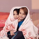 Spersonalizowana postać z kreskówki Kwiatowy wzór Miękki koc do rzucania z imieniem Wystrój domu Urodziny Boże Narodzenie Prezent dla dzieci Rodzina