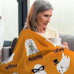 Gepersonaliseerde Schattige Heks Spook Pompoen Boe Spinnenweb Zachte Warme Deken met 1-9 Namen Halloween Huisdecoratie Cadeau voor Familie Kinderen
