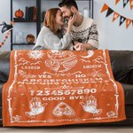 Spersonalizowany koc z imieniem i nazwiskiem Sun Moon Hugging Skeleton Ouija Board Gothic Home Decor Halloween Wedding Gift for Couple Ouija Lovers