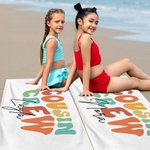 Gepersonaliseerde kleurrijke neef Crew sneldrogende oversized strandhanddoek met naam Summer Travel Essential geschenk voor familie kinderen