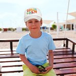 Personalizado colorido nombre de la letra Primo Crew Trucker Hat Mesh Gorra de béisbol con ajustable Snapback Cumpleaños Verano Regalo para los niños 