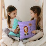 Housse de Coussin Personnalisée avec Personnage de Dessin Animé et Nom Décoration de Chambre Cadeau Noël Anniversaire pour Enfant