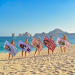 Toalla de playa de gran tamaño personalizada de secado rápido con personajes de dibujos animados a rayas y nombre Cumpleaños Viaje de verano Regalo esencial para la familia Amigos