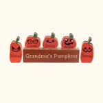 Personalised Halloween Wooden 1-20 Cute Face Pumpkin Names Decoration with Base Desk Home Decor Halloween Gift for Family Friend