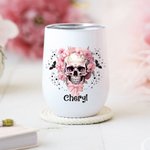 Personalisierte rosa Blumen Schädel Fledermäuse Multicolor 12oz Name Wein Becher mit Deckel und Strohhalm Halloween Geschenk für Frauen Schädel Liebha